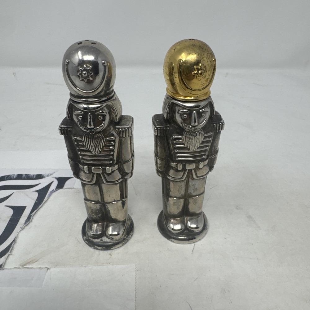 Vintage 1994 Godinger Silver Art Ltd. NUTCRACKER Toy Soldier S&P Shakers‎
